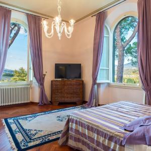 Deluxe Two-Bedroom Suite