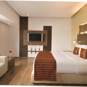 Day Use Room For 4 Hrs. Between 10 AM to 4 PM (Same Day Check-in & Check Out)