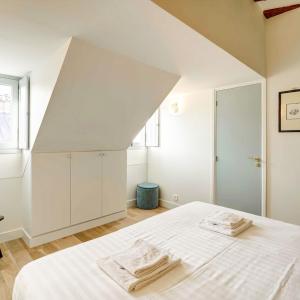 Duplex Apartment at 44