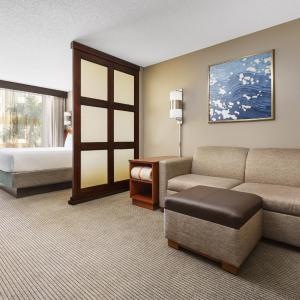 King Room with Sofa Bed - High Floor
