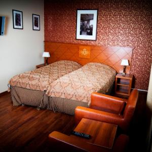 Standard Double Room in the station building, with railway view
