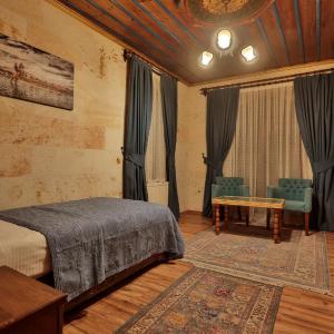 Triple Room with Mountain View