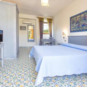 Double Room with Pool View