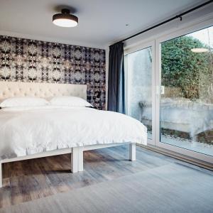 Superior Double or Twin Room with Terrace
