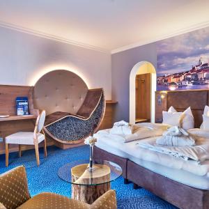 Junior Suite with Garden View