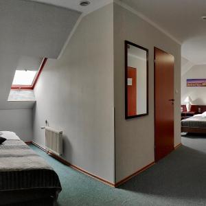 Economy Triple Room