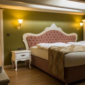 Deluxe Suite with Terrace