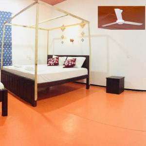 Double or Twin Room with Bathroom