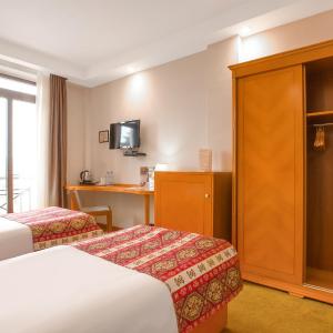 Deluxe Double or Twin Room with Balcony