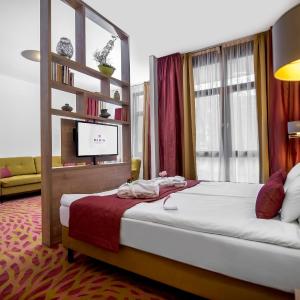 Deluxe Double or Twin Room with Garden View