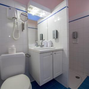 Standard Triple Room (3 Adults)