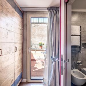 Double or Twin Room with Terrace