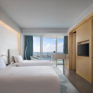 Twin Room with Lake View