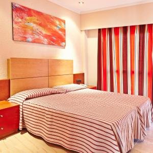 Double Room (2 Adults + 1 Child)