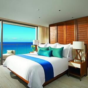 Preferred Club Master Suite Ocean Front