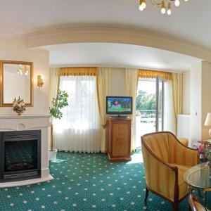 Superior Suite