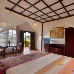 Villa with Valley View