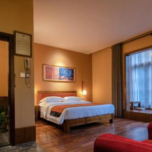 Suite with River View