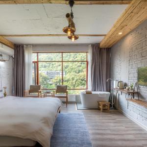 Deluxe Double Room with Bath