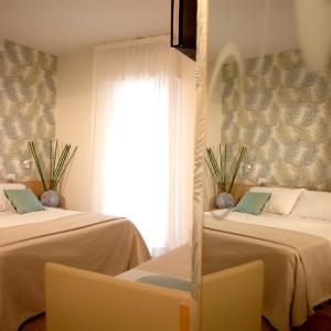 Superior Quadruple Room with Sea View