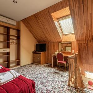 Duplex Suite (2 adults)
