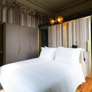 King Suite with Balcony