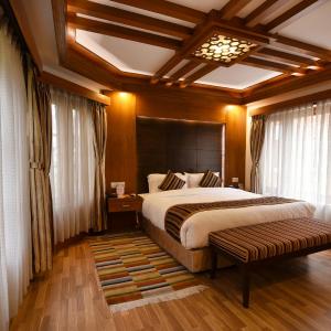 Junior Suite - Free Airport Drop, 10% discount on Food & Beverages and Spa