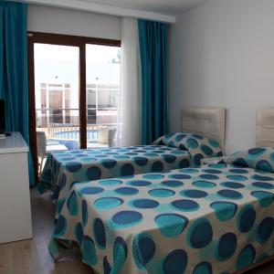 Standard Double or Twin Hotel Room 