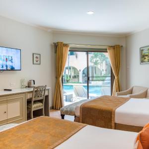 Pool Side Twin Room
