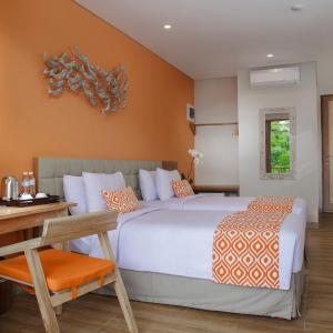 Double or Twin Room with Village View