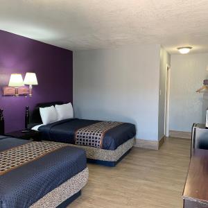 Standard Double Room with Two Double Beds - Smoking