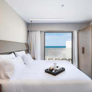 Standard Room with Pool or Garden View
