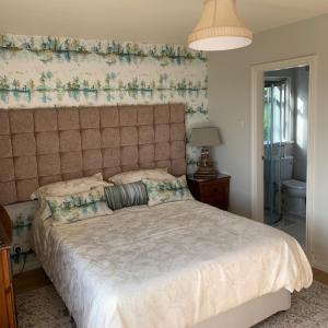 Family Room (2 Adults + 1 Child)