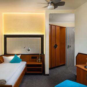 Classic Single Room