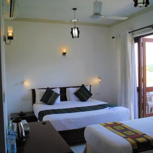 Deluxe Triple Room with Balcony