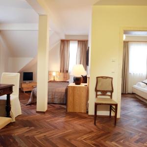 Large Family Room