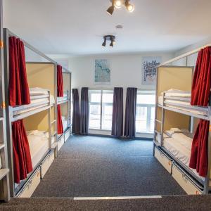 Bed in 10-Bed Mixed Dormitory Room