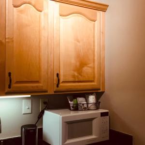 One-Bedroom Suite with Two Queen Beds - Non-Smoking