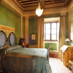 Double Room with Private External Bathroom
