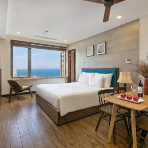 Studio with Sea View