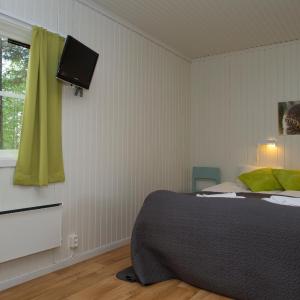 Cottage (2 Adults)