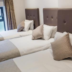 Triple Room with Private Bathroom