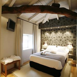 Standard Single Room with Shower
