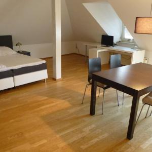 Economy Double Room with Shared Bathroom and Toilet