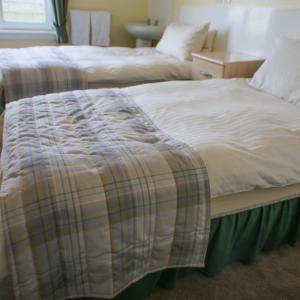 Standard Twin Room with Shared Bathroom