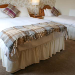 Triple Room with Bathroom
