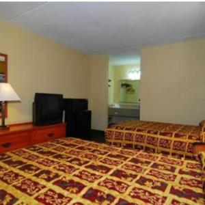 Double Room with Two Double Beds - Smoking