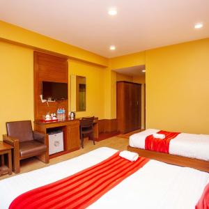 Deluxe Family Room