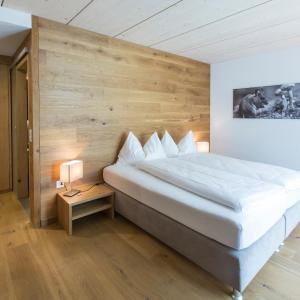 Double Room North