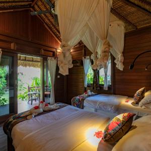 Standard Twin Bungalow Garden View